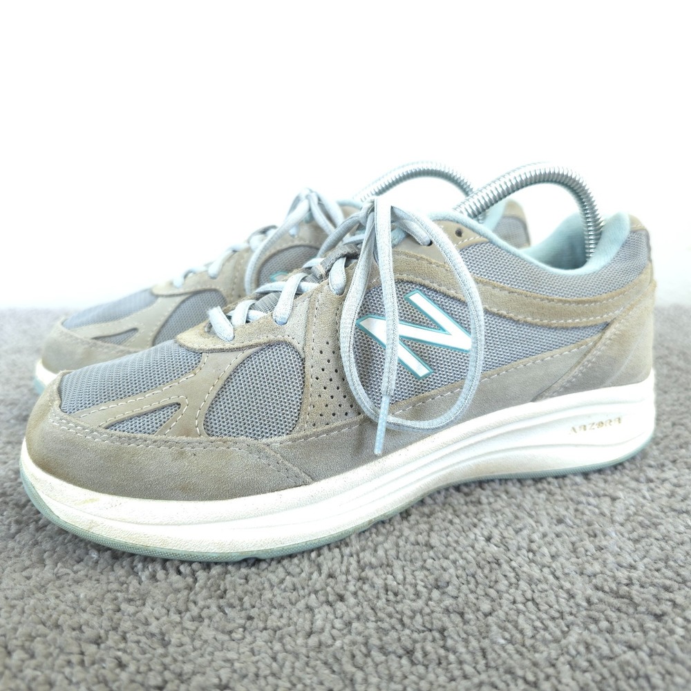 New Balance 877 V1 Womens Size 7.5 Walking Shoes Gray Low Top Sneakers WW877SB